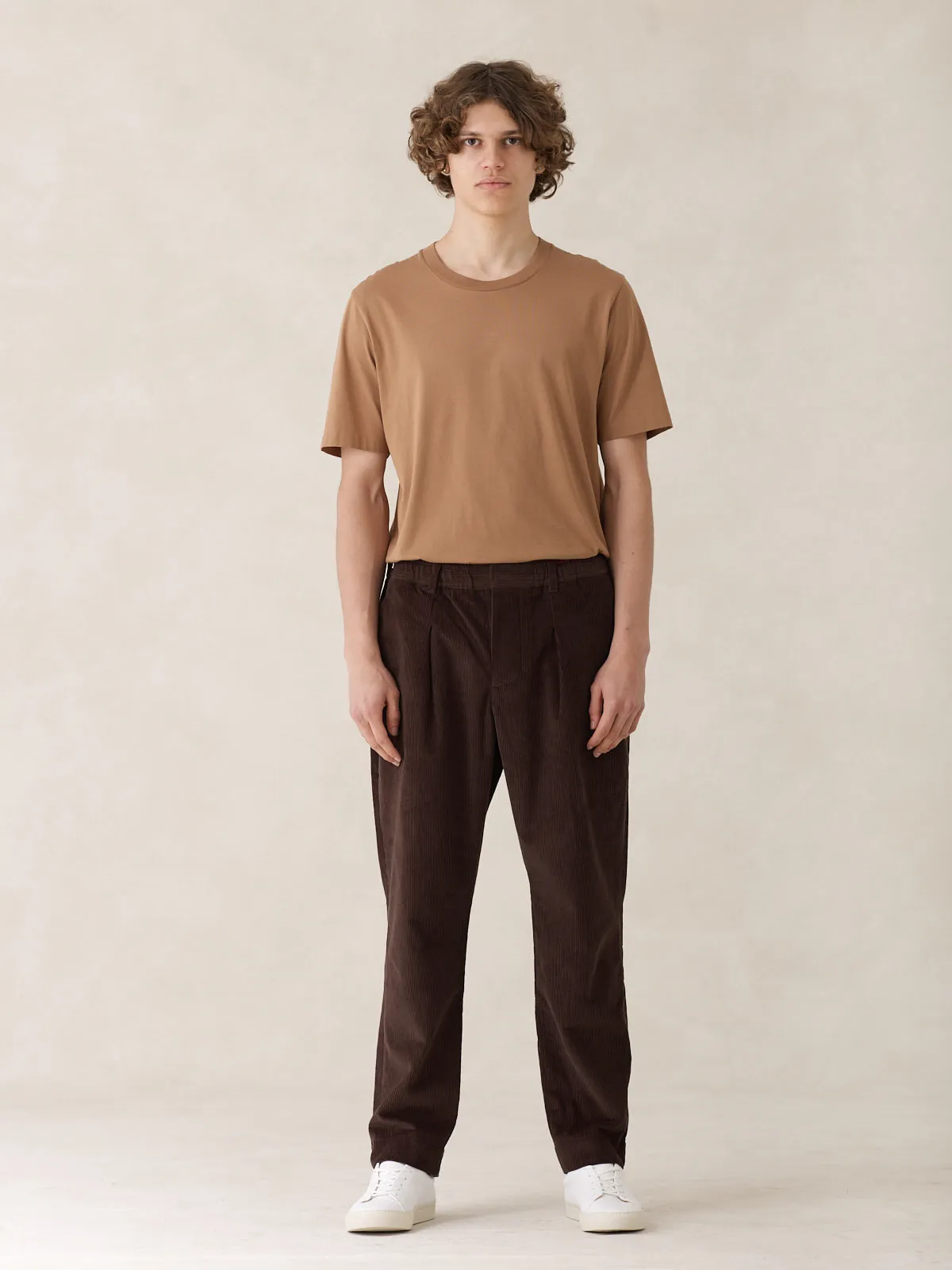 08 / Pleated Corduroy Trousers Brown