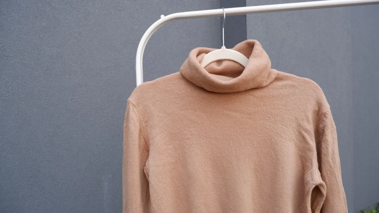 80s Camel Wool Turtleneck - S