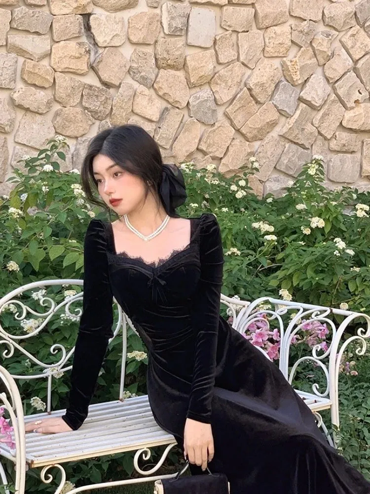 Aiertu Gothic Vintage Balck Long Sleeve Dress Woman Elegant Fashion Velvet Midi Dress Korean Style Even Party Dress Casual Spring