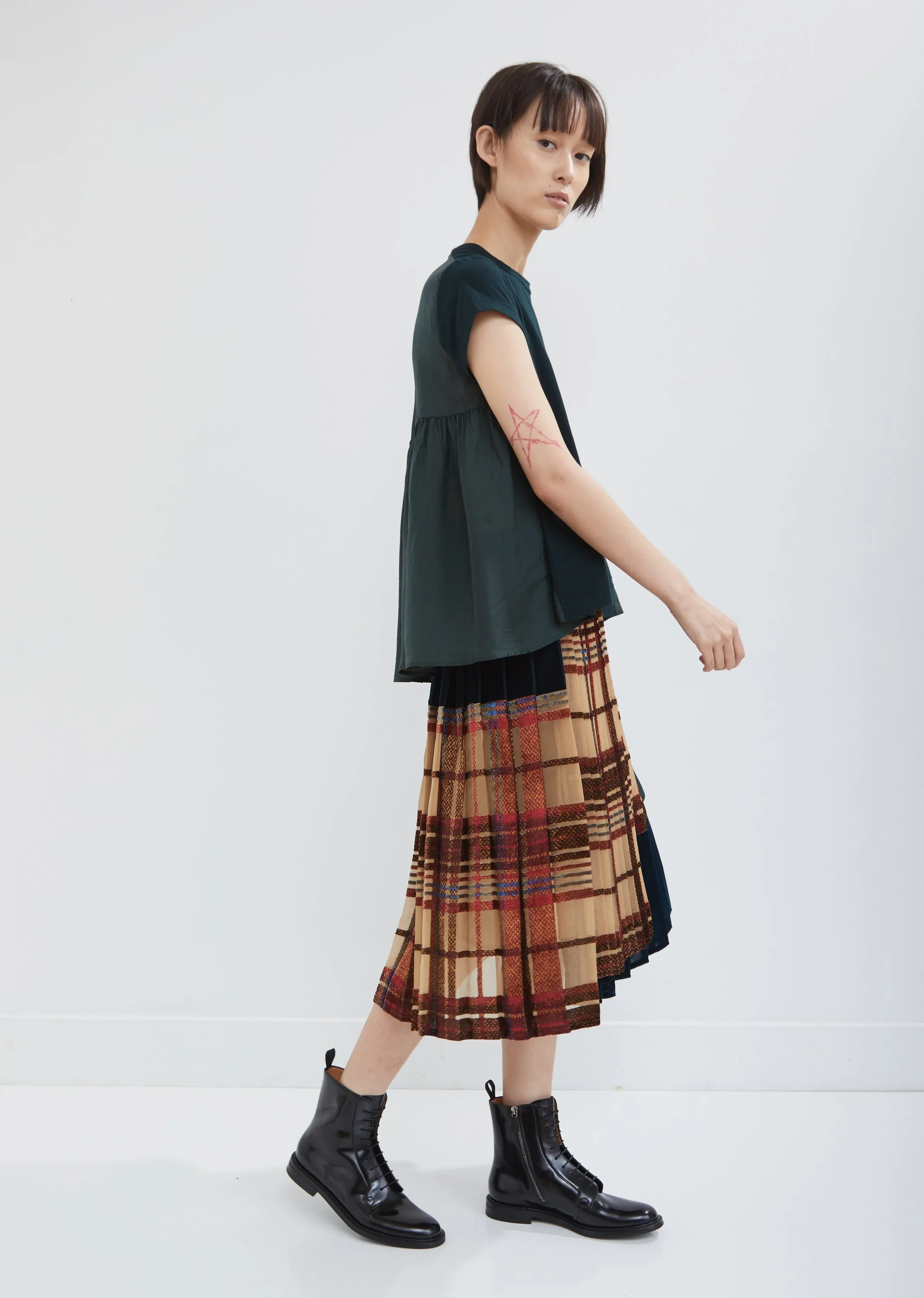 Check Print X Velvet Skirt