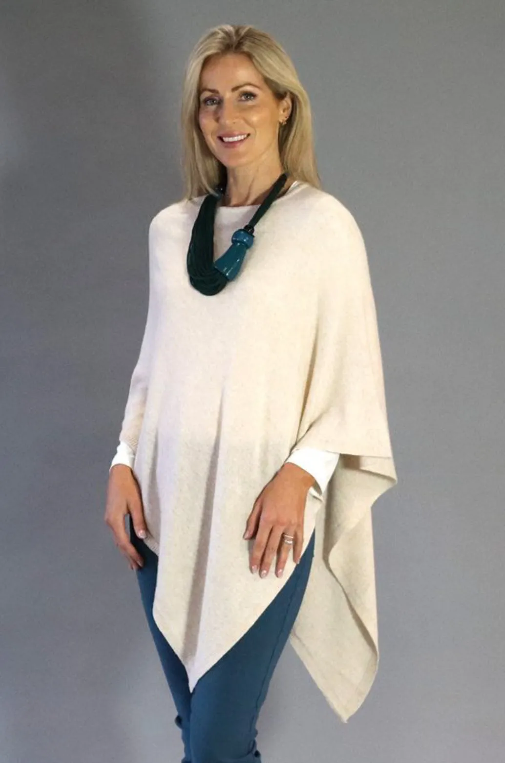 D.E.C.K By Decollage P821 Cashmere Mix Knitted Poncho (5 Colours)