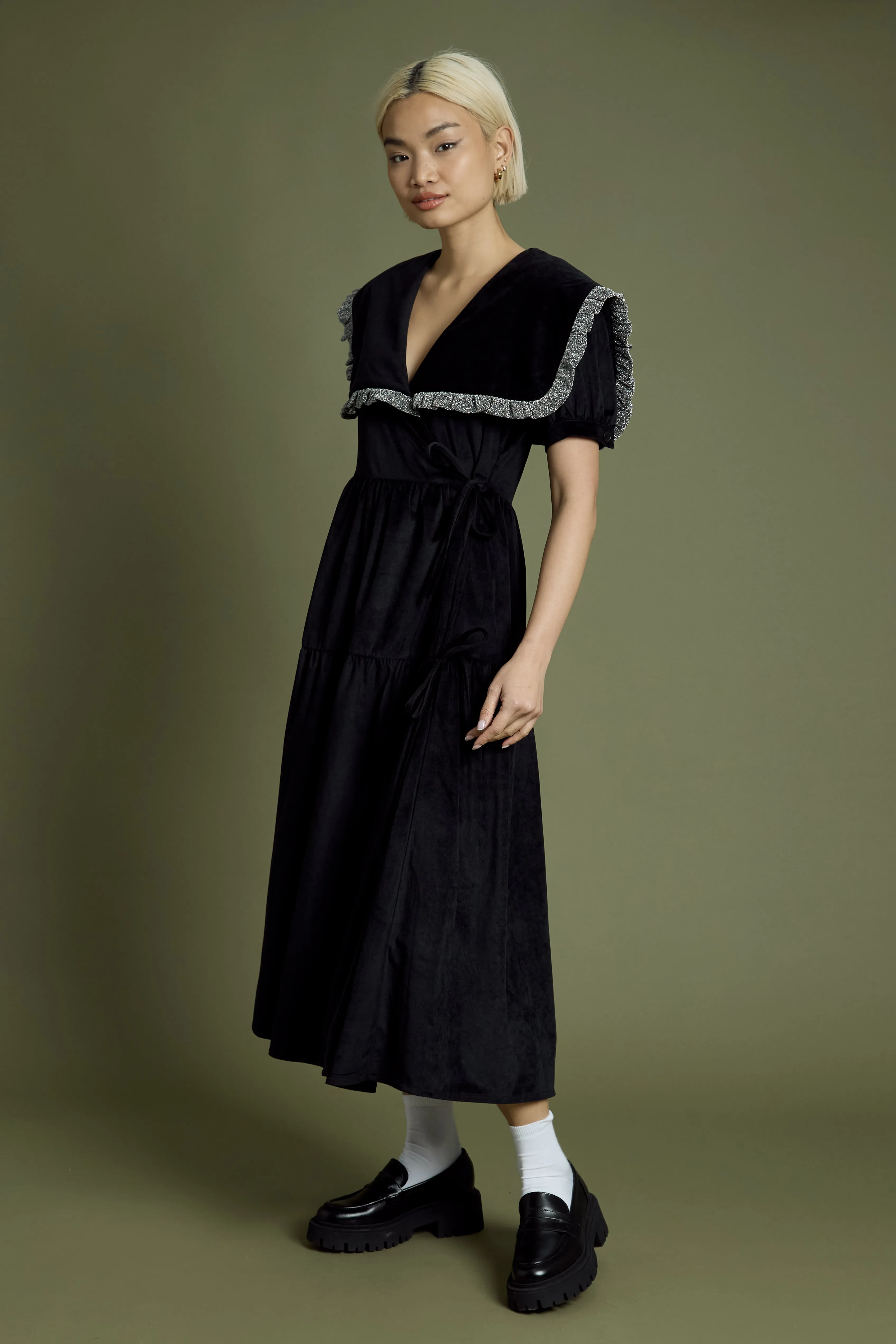 Elise Velvet Collar Midaxi Dress