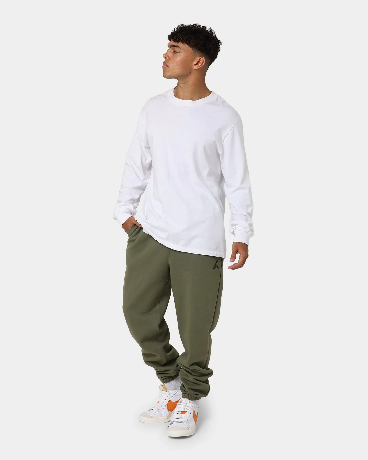 Jordan Essential Fleece Pants Medium Olive