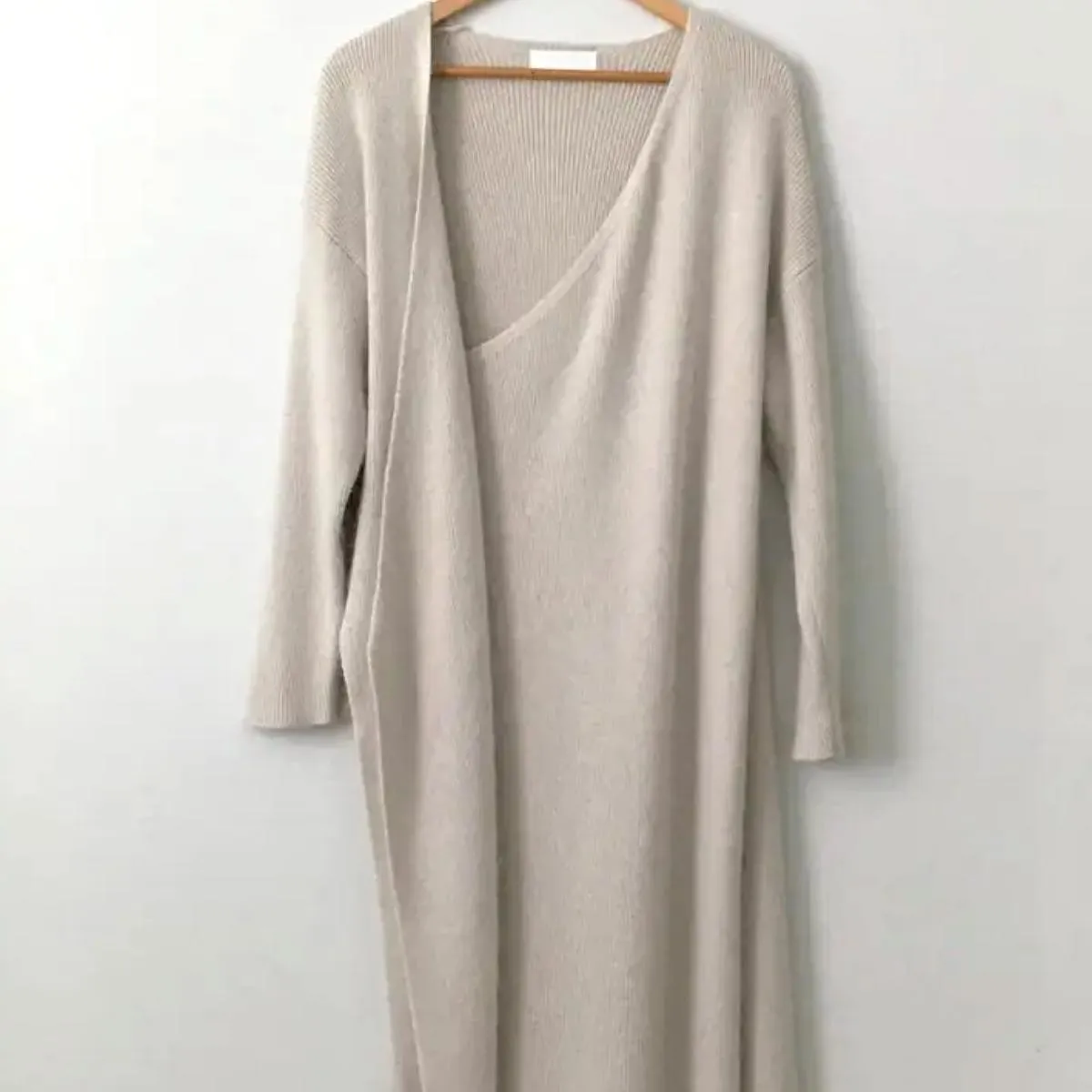 Luexco Belted Wrap Poly-Cashmere Woolen V Neck Knitted Dress