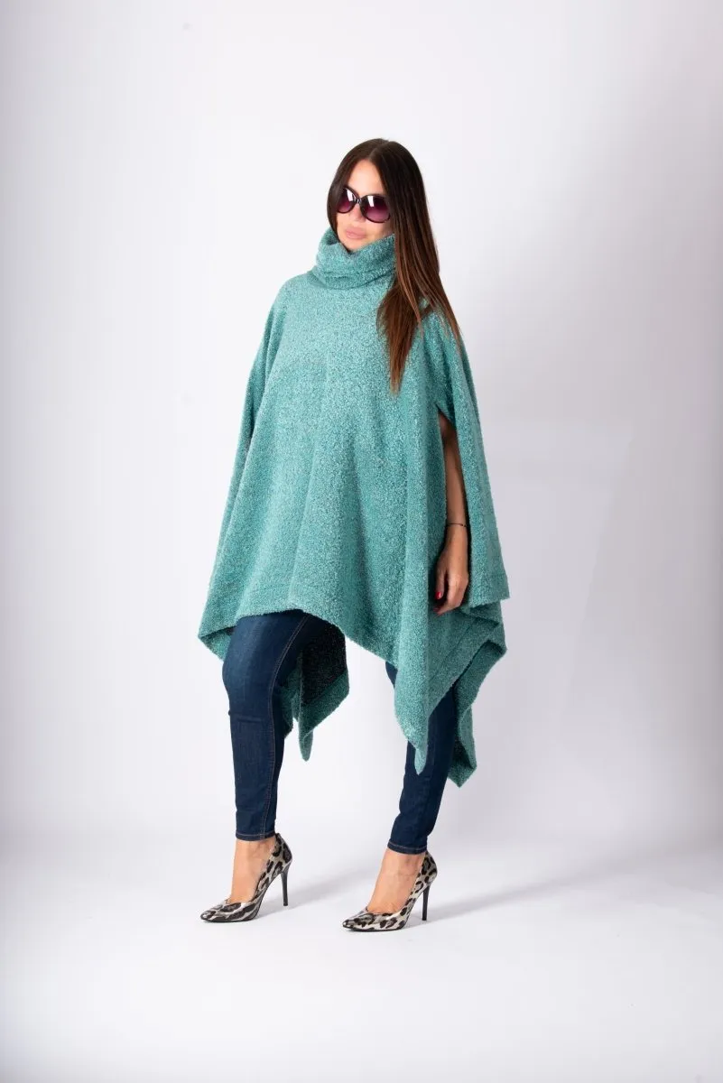 Warm Knitted Poncho EVA