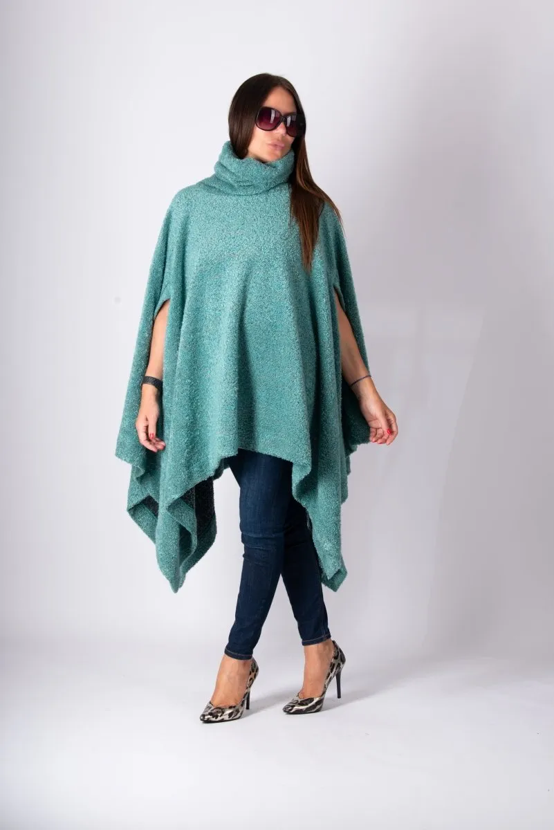 Warm Knitted Poncho EVA